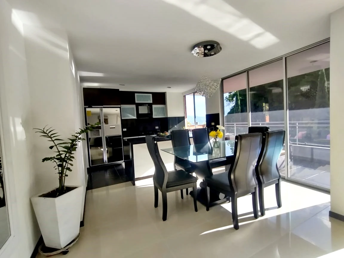 Apartamento en arriendo sector Castropol