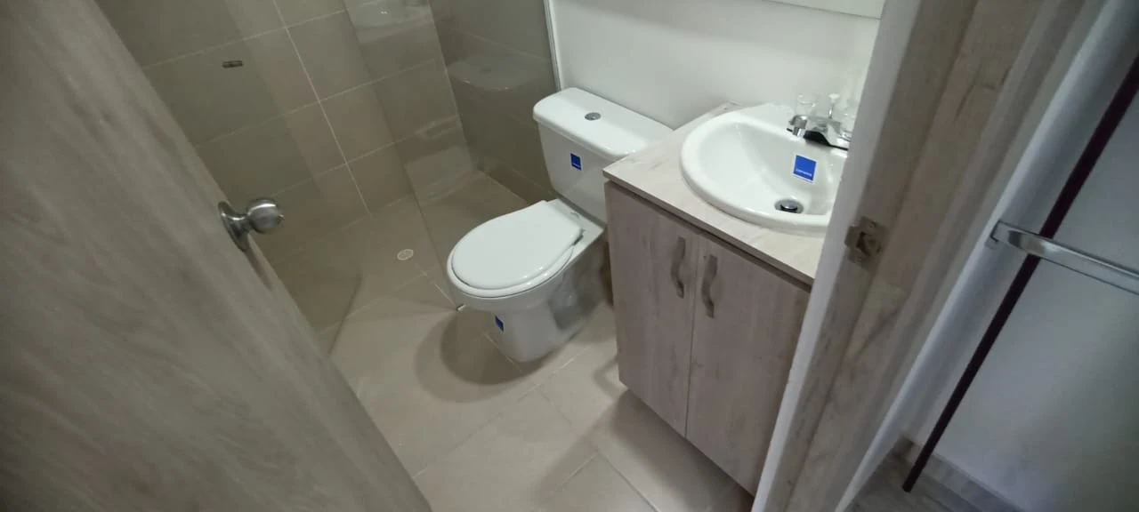 se arrienda apartamento en puerto nuevo