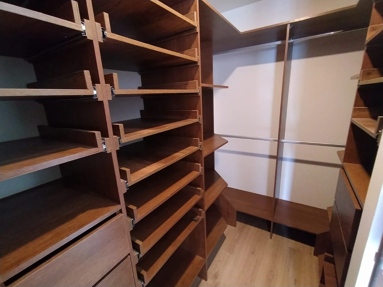 Apartamento en arriendo sector Loma de los Gonzalez