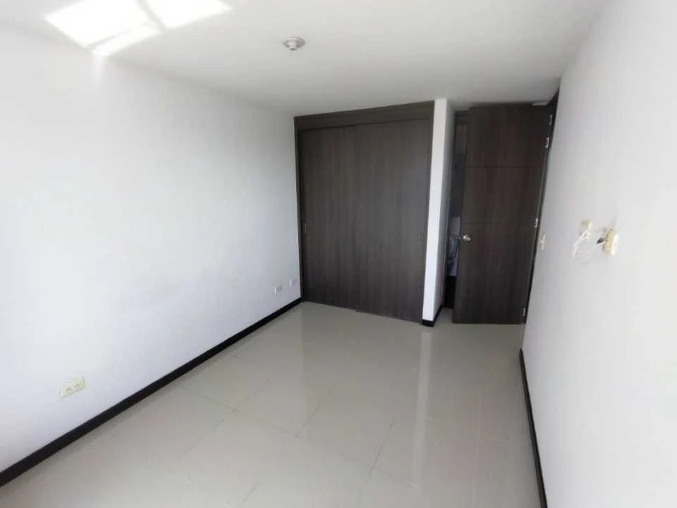 Apartamento en Arriendo en Niquia la unidad los Arboles
