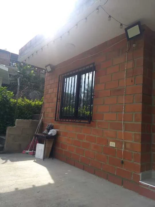 Se arrienda casa campestre en sector barbosa
