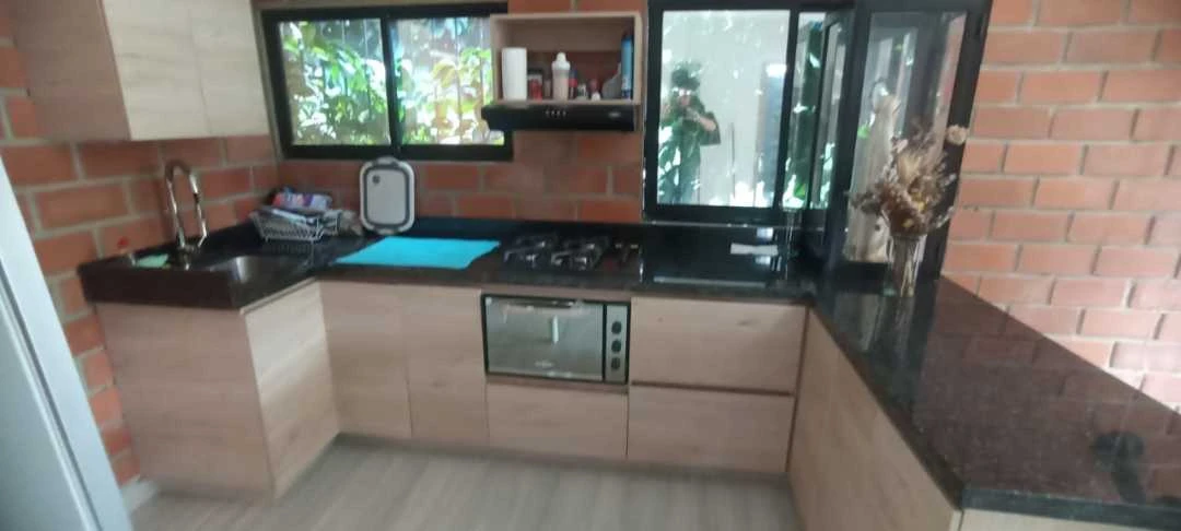 Se arrienda casa campestre en sector barbosa