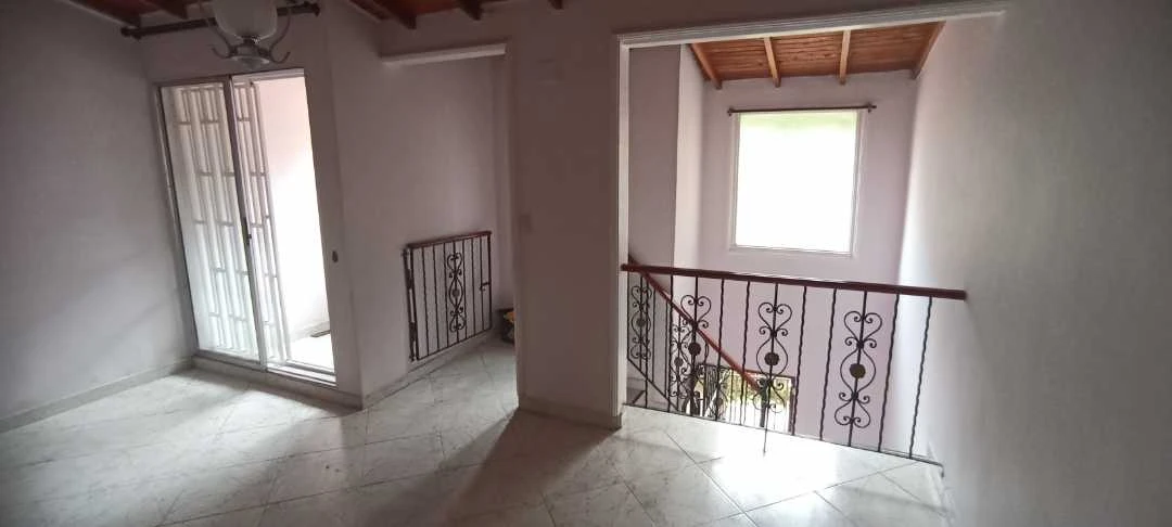 Casa en arriendo en sector cabañitas cerca al colegio San buenaventura