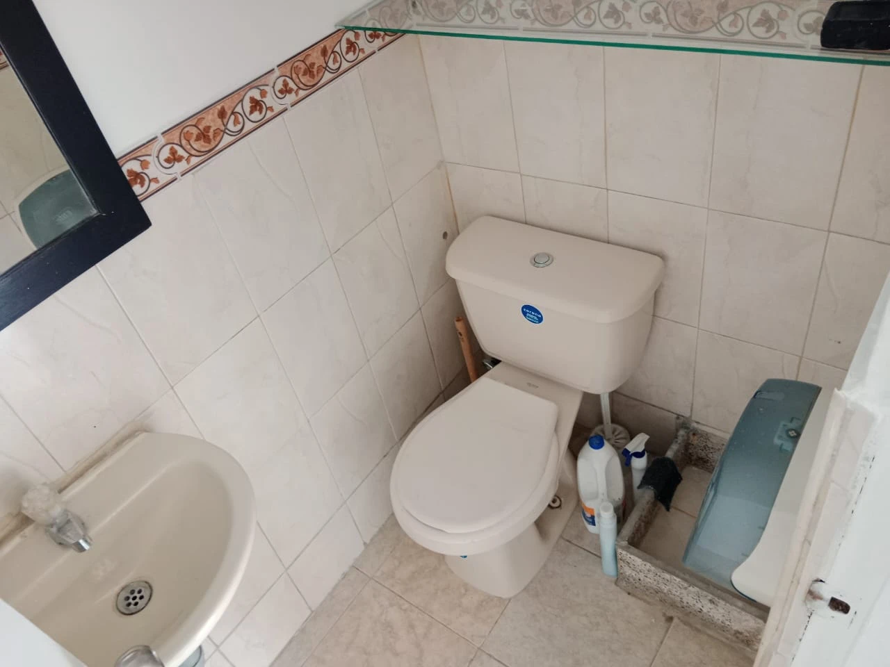 ARRIENDO LOCAL COMERCIAL BELÉN LA GLORIA