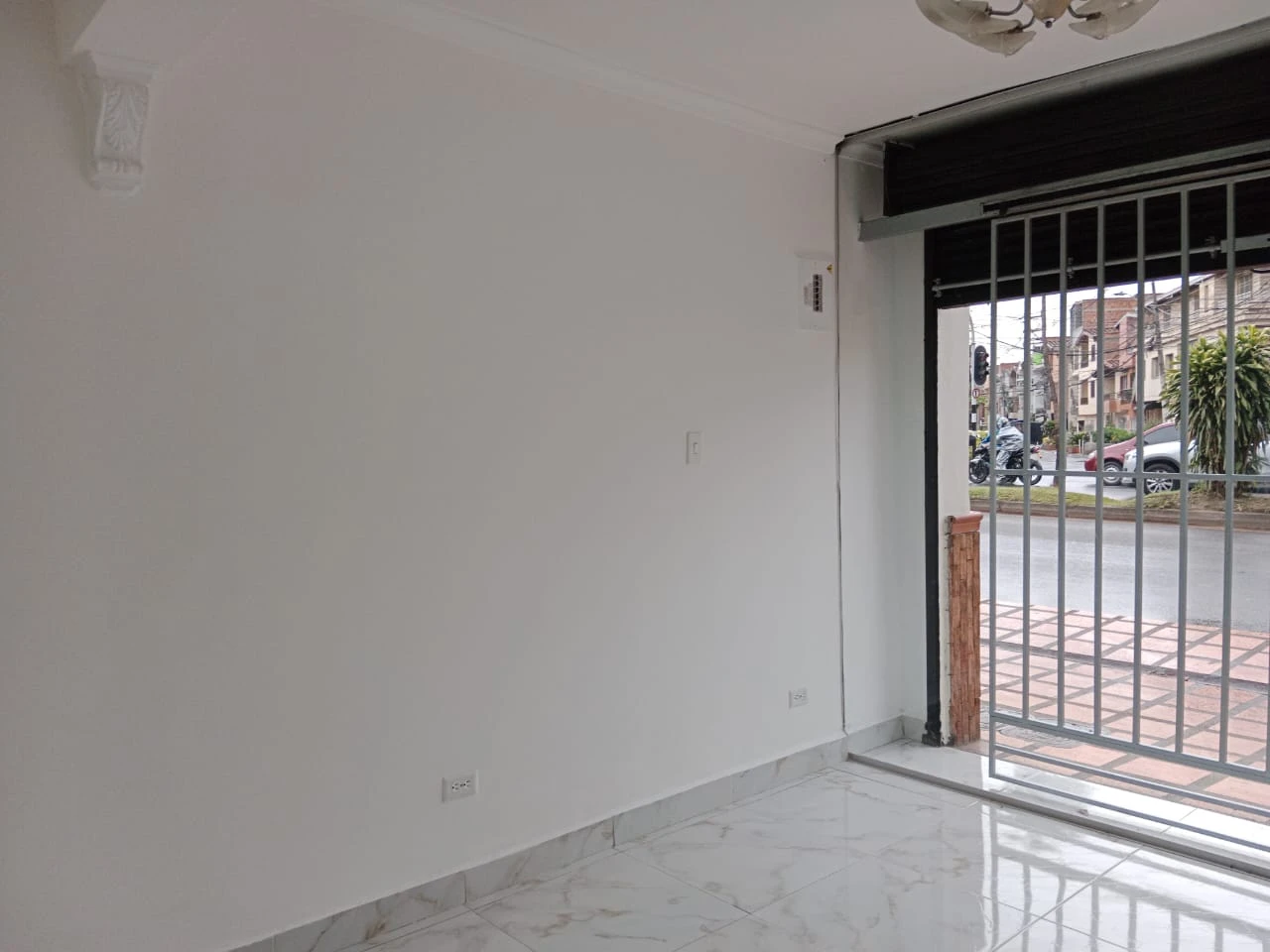 ARRIENDO LOCAL COMERCIAL BELÉN LA GLORIA