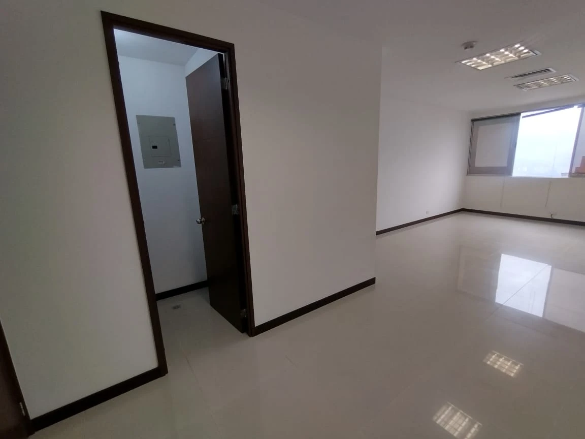 Oficina en venta sector el Tesoro