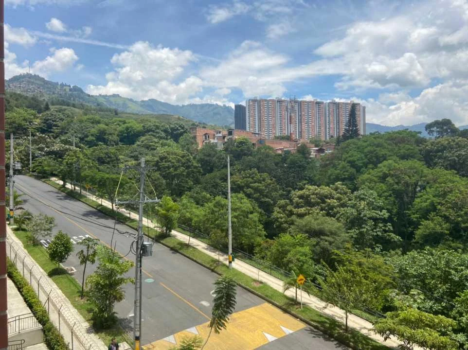 Apartamento en arriendo sector Amazonía