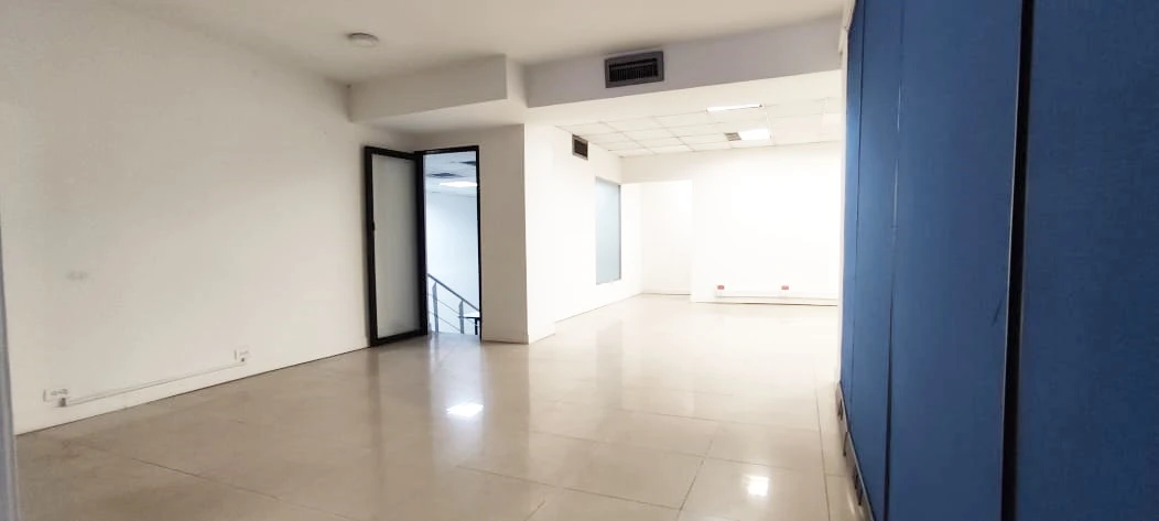 Local comercial la 33