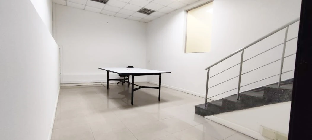 Local comercial la 33