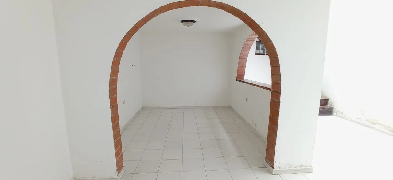 CASA COMERCIAL ESTADIO SAN JOSE 