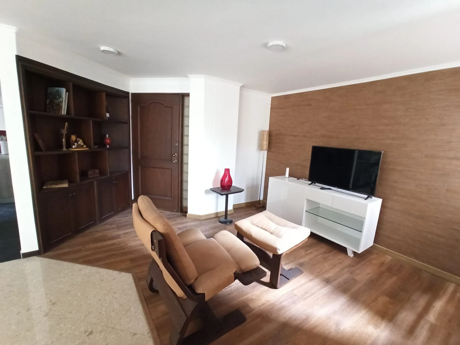 Apartamento amoblado en arriendo loma el campestre