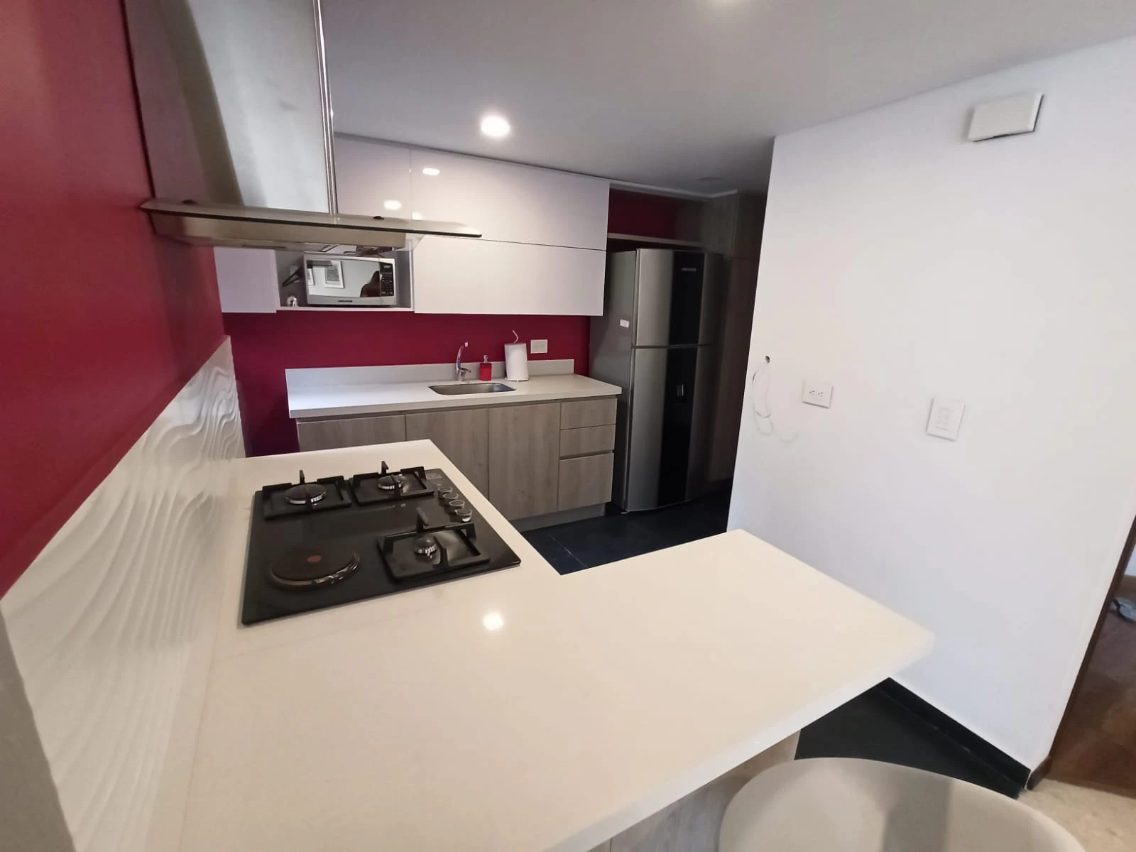 Apartamento amoblado en arriendo loma el campestre