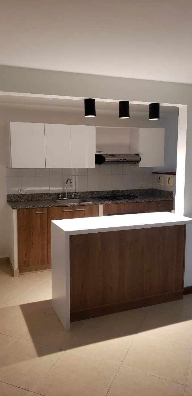 APTO  EN ARRIENDO SAN LUCAS 
