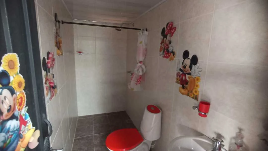 Se vende casa 3 piso diagonal 55 saliendo de puerta del norte