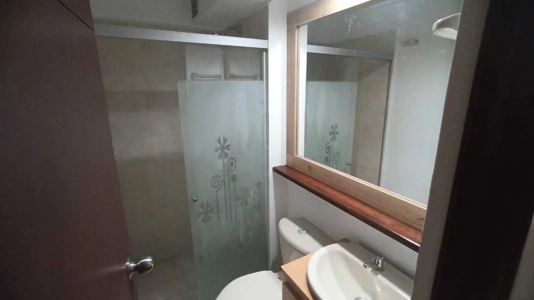 Se arrienda apartamento cerca ala estacion madera