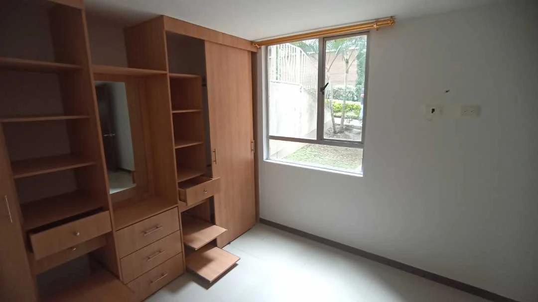Se arrienda apartamento cerca ala estacion madera
