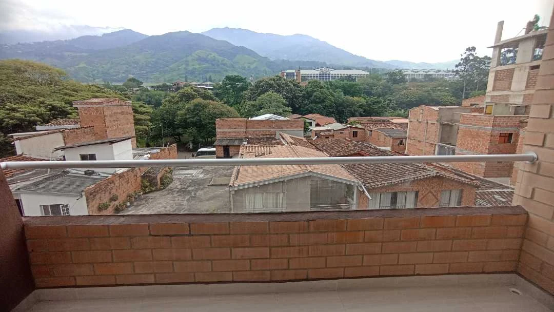 Se arrienda apartamento en sector asunción Copacabana