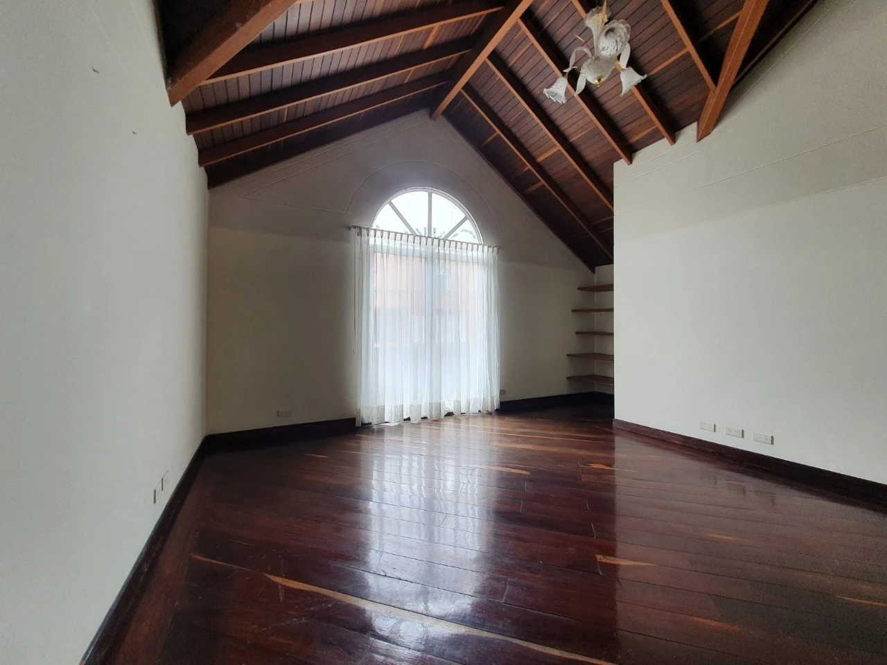 Casa en Arriendo La Sebastiana Envigado