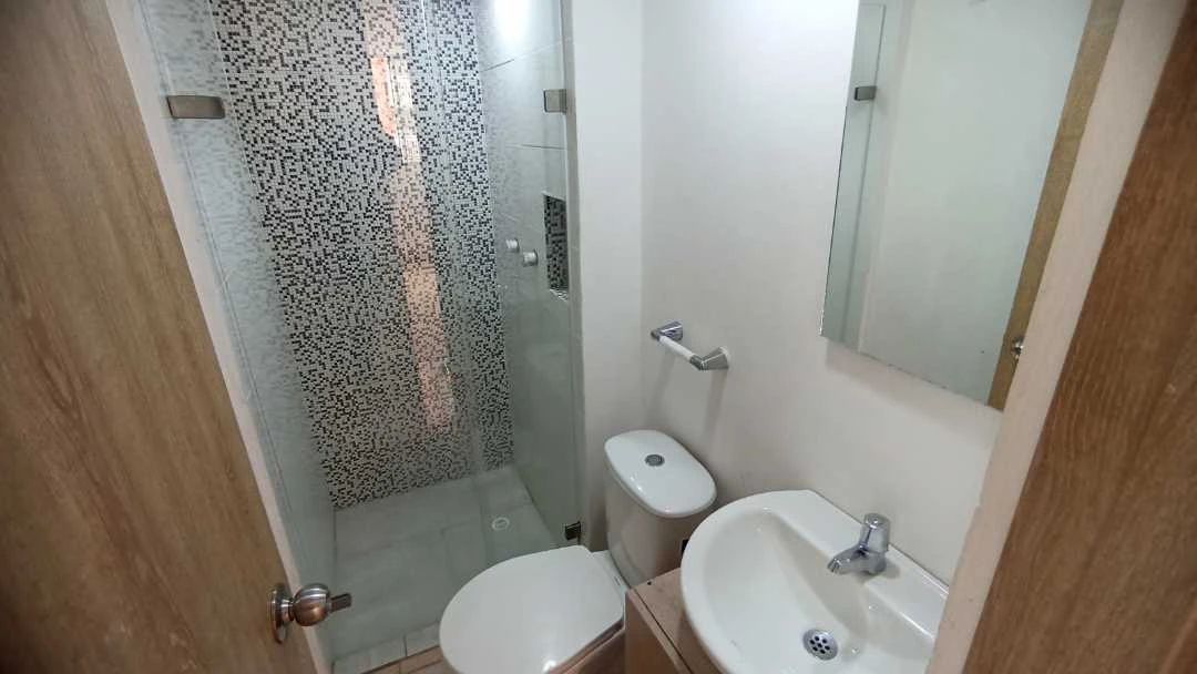 Se vende apto en la unidad arboleda del campo
