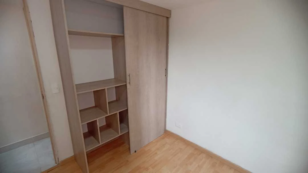 Se vende apto en la unidad arboleda del campo
