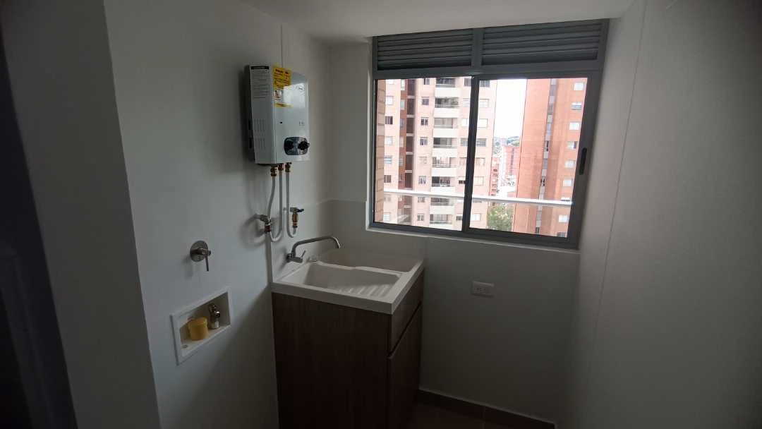 Se arrienda apartamentos nuevo  en sector fabricato 73 mts