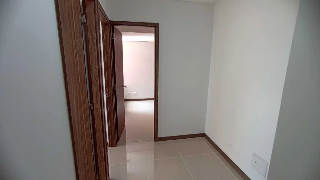 Se arrienda apartamentos nuevo  en sector fabricato 73 mts