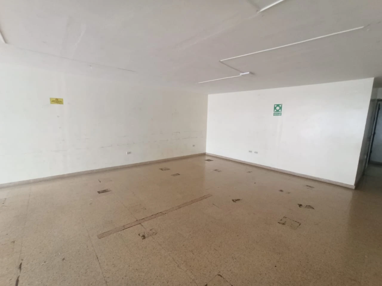 local en  arriendo sector san diego.