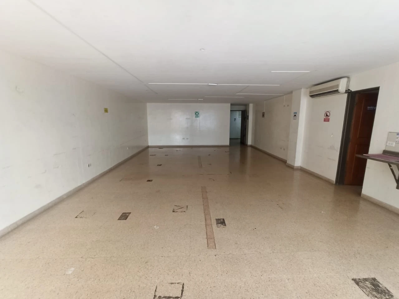 local en  arriendo sector san diego.