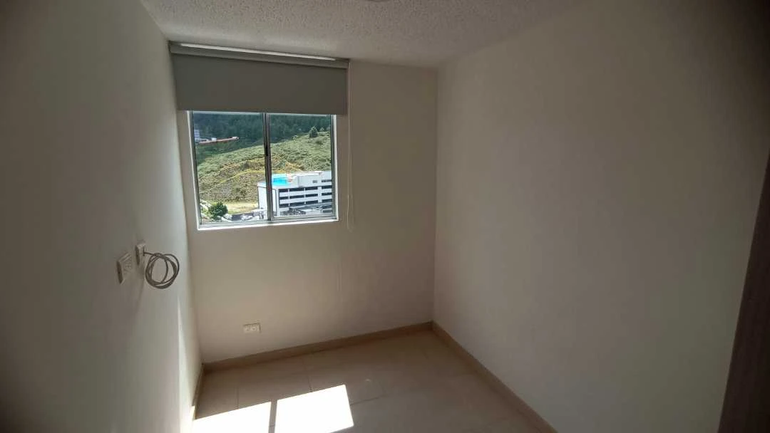 Se arrienda apartamento en sector amazonia