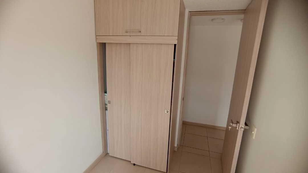 Se arrienda apartamento en sector amazonia