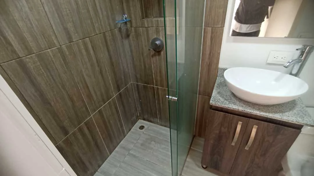 Se arrienda apartamento en sector amazonia