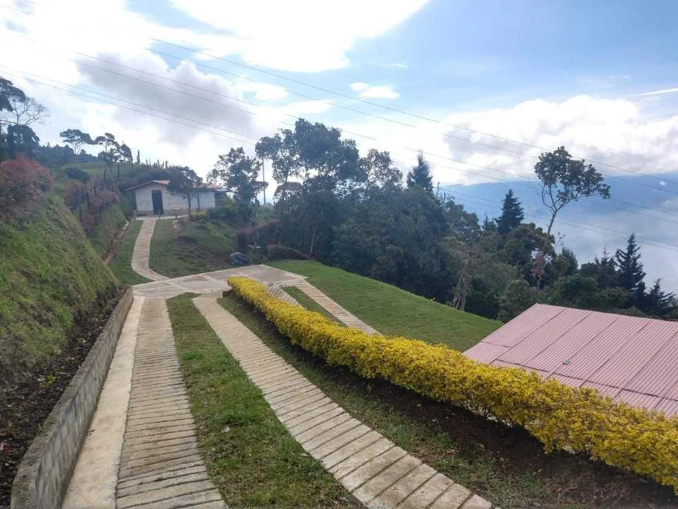 Finca en venta San Cristóbal vereda Yolombo