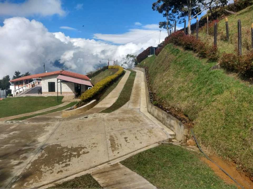 Finca en venta San Cristóbal vereda Yolombo