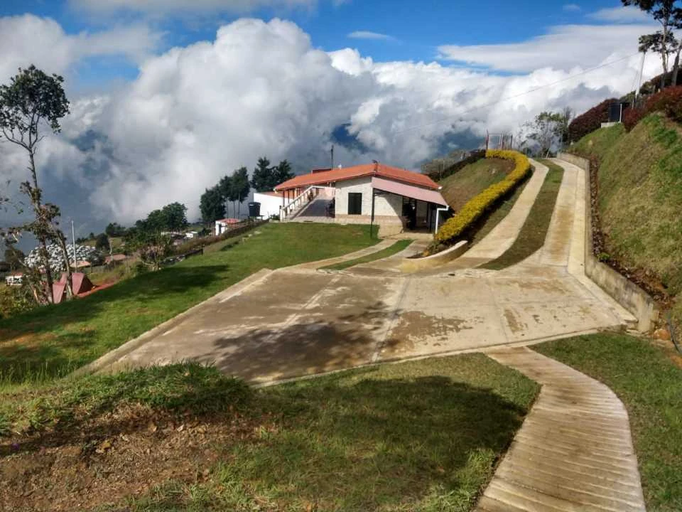 Finca en venta San Cristóbal vereda Yolombo