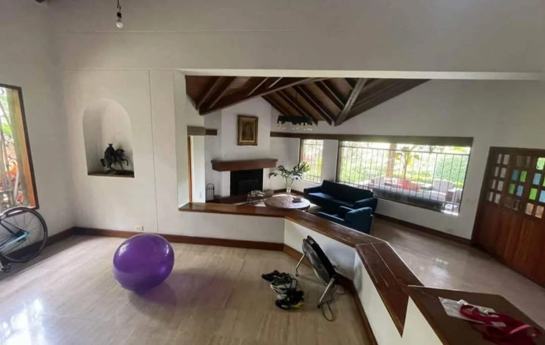 Casa en Arriendo loma de las brujas