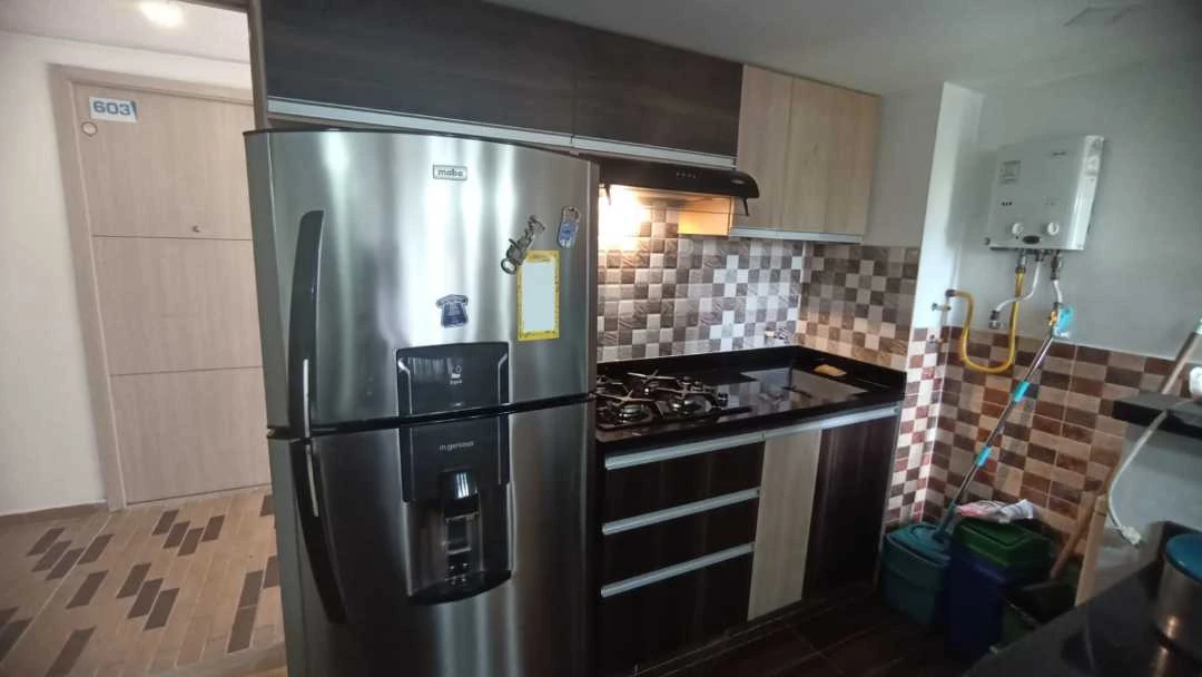 Se vende apartamento en torre Navarra cerca a niquia
