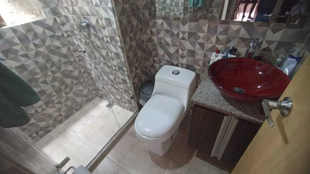 Se vende apartamento en torre Navarra cerca a niquia