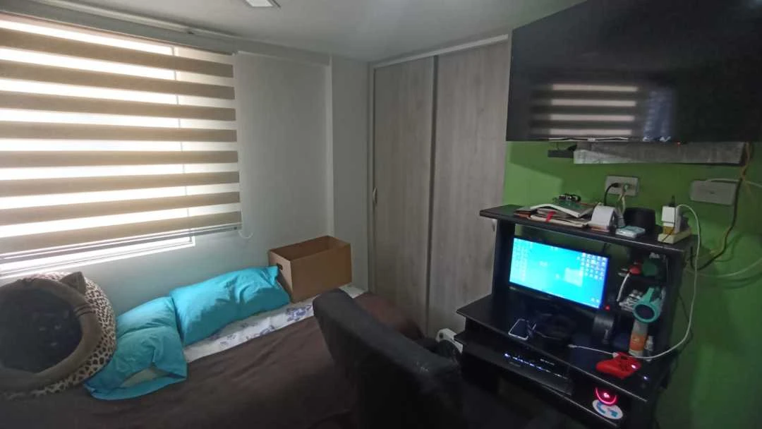 Se vende apartamento en torre Navarra cerca a niquia