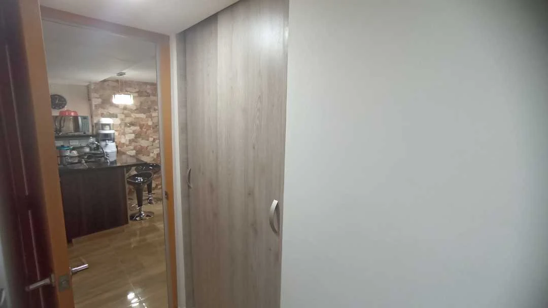 Se vende apartamento en torre Navarra cerca a niquia