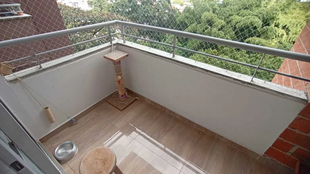 Se vende apartamento en torre Navarra cerca a niquia