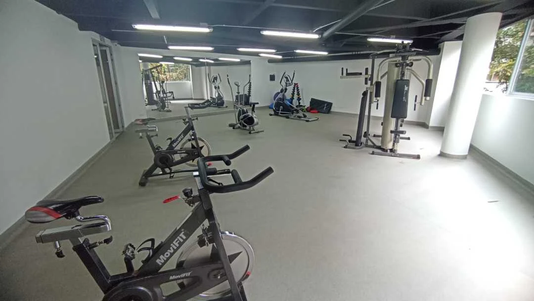Se vende apartamento en torre Navarra cerca a niquia