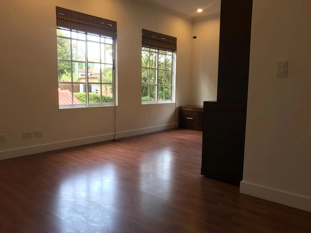 Casa Campestre en Arriendo Loma del Chocho Envigado