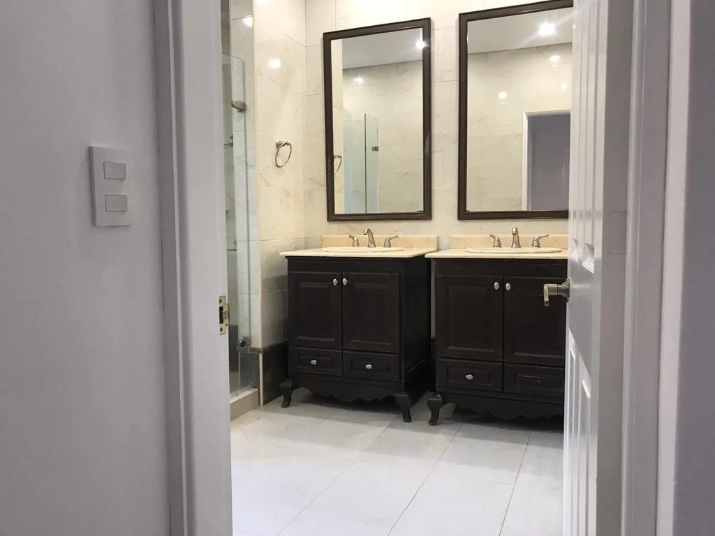 Casa Campestre en Arriendo Loma del Chocho Envigado