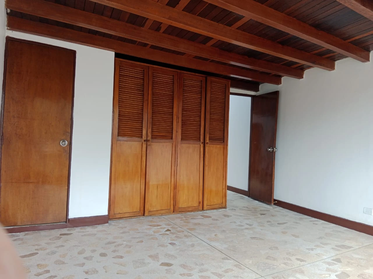 ARRIENDO APARTAMENTO