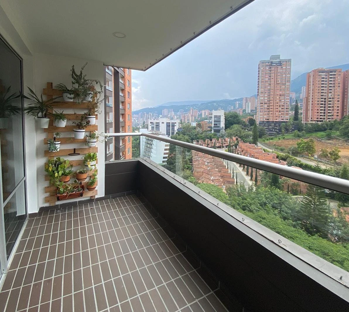 Apartamento en arriendo sector Transversal Inferior