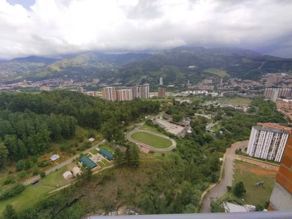 Apartamento en arriendo en Niquia unidad mi Mundo