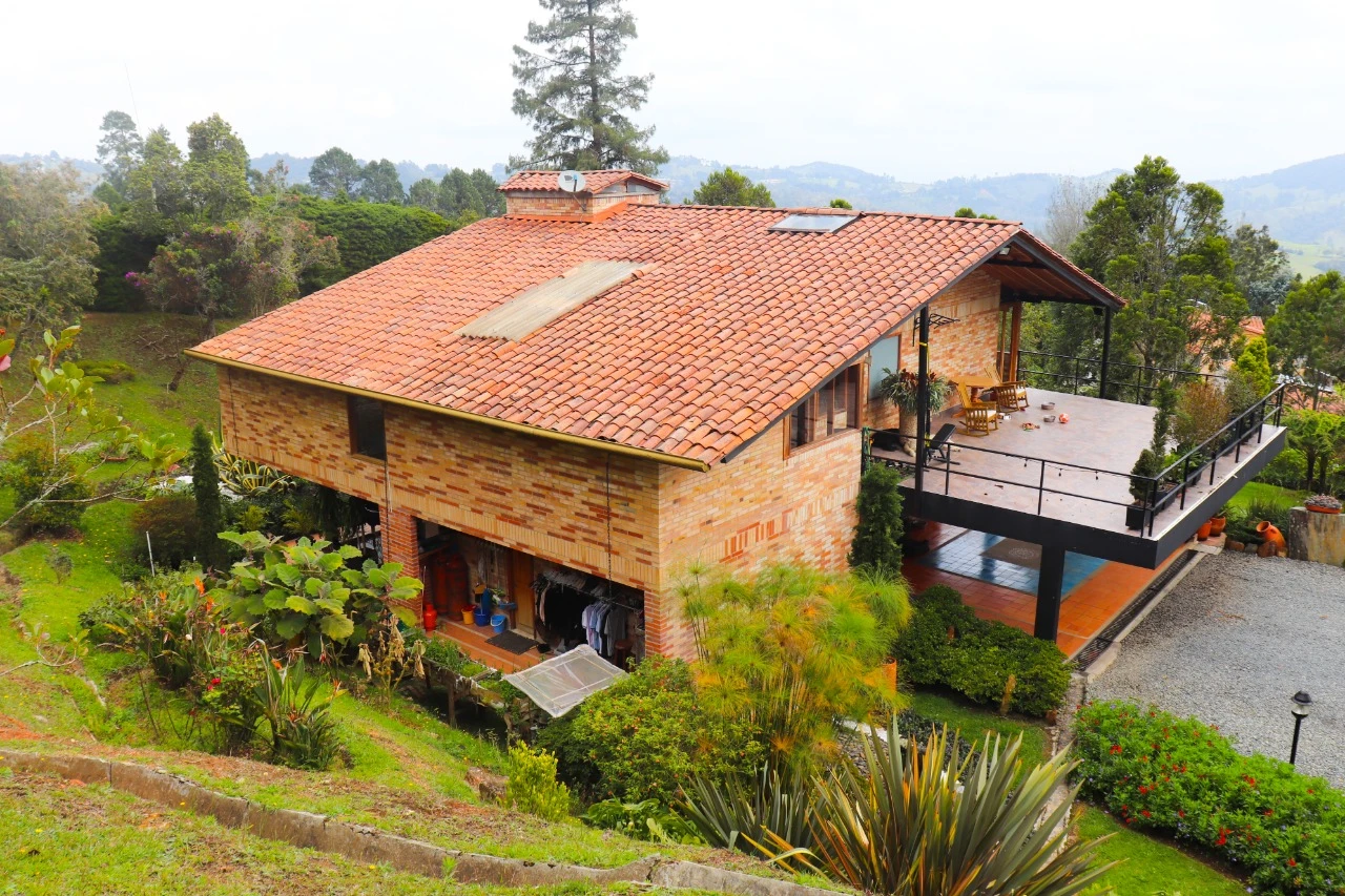 Casa Campestre en Arriendo Las Palmas Medellín