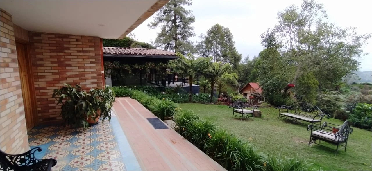 Casa Campestre en Arriendo Las Palmas Medellín