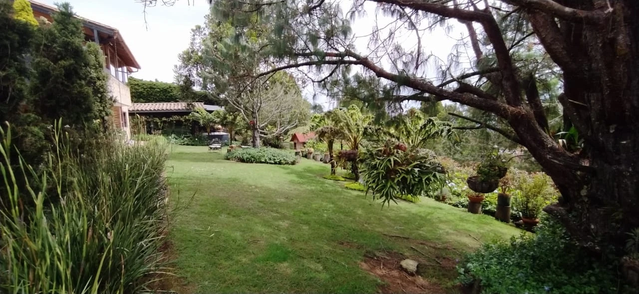Casa Campestre en Arriendo Las Palmas Medellín