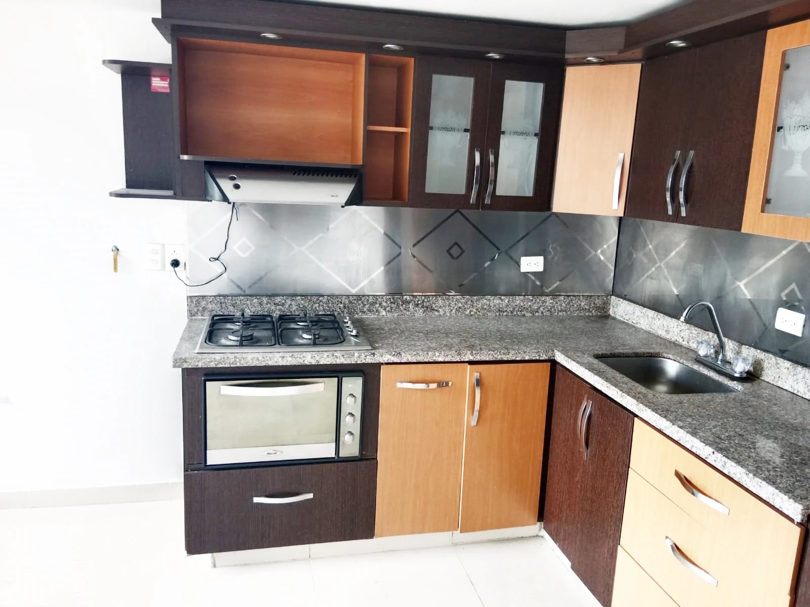 APARTAMENTO EN ARRIENDO 